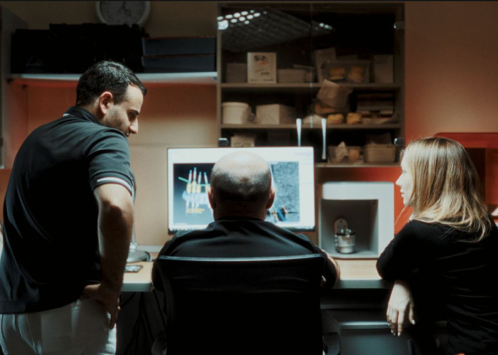 Имплантация зубов Astra Tech