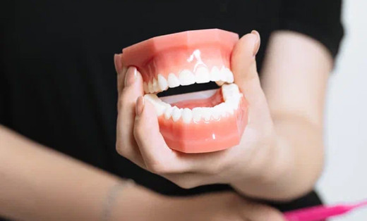 Перекрестная окклюзия в переднем отделе